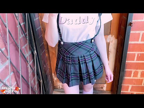 ❤️ Skolniece dziļi sūc savu locekli un nodarbību vietā dīdās. ❤️ Kaltais porno pie mums ﹏
