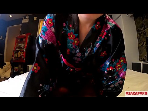 ❤️ Jauna cosplay meitene mīl seksu līdz orgasmam ar skvirtu zirdziņā un blowjob. Āzijas meitene ar matainu kundzi un skaistām krūtīm tradicionālā japāņu tērpā amatieru video, kurā redzama masturbācija ar seksa rotaļlietām. Sakura 3 OSAKAPORN. ❤️ Kaltais porno pie mums ﹏