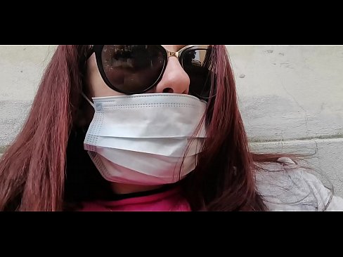 ❤️ Nicoletta atriebjas savam kaimiņam un čurā viņa garāžā (Īpaša Covid19 Itālijas karantīna) ❤️ Kaltais porno pie mums ﹏